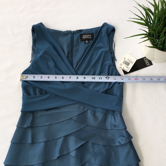 Adrianna Papell Tafetta Shutter Layered Dress, Size 6 - Picture 9 of 13
